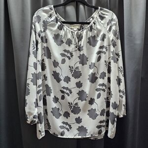LOFT White Long-Sleeved Blouse Gray Floral Pattern